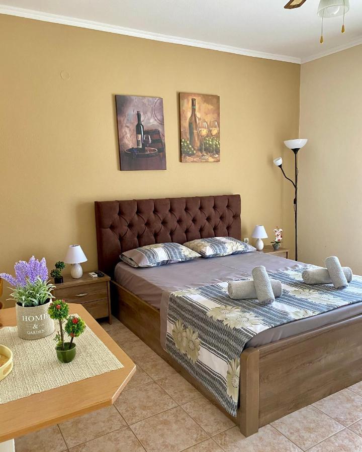 Theodora'S Studios Repanidhion Ngoại thất bức ảnh